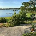 Сasa de vacaciones Seaside With Panoramic Views Of Viksfjord *