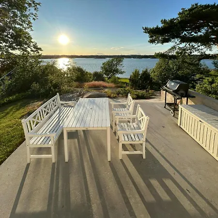 Сasa de vacaciones Seaside With Panoramic Views Of Viksfjord Ula