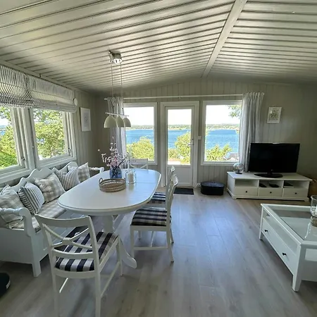 Seaside With Panoramic Views Of Viksfjord Vakantiehuis Ula